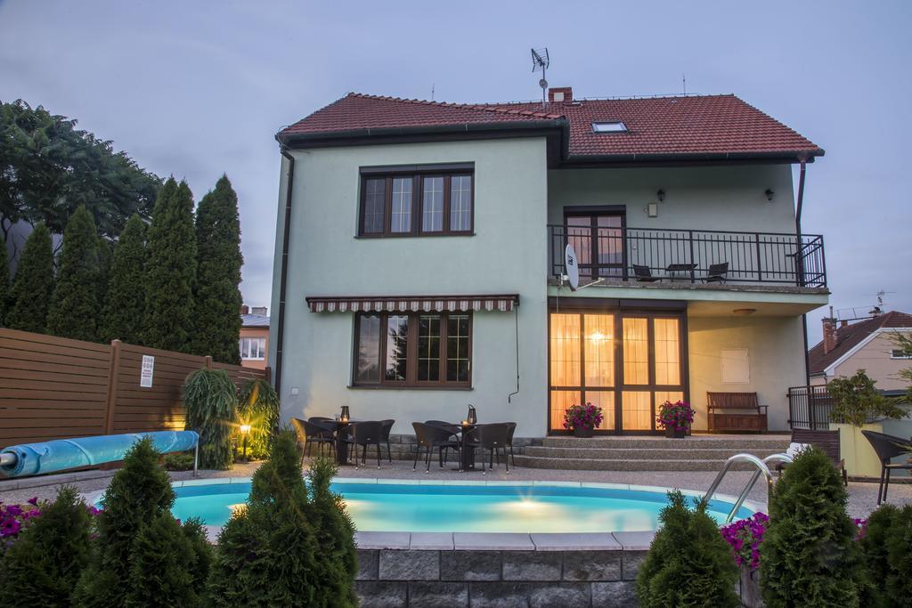 Villa Grande - Apartmany Olmütz Exterior foto