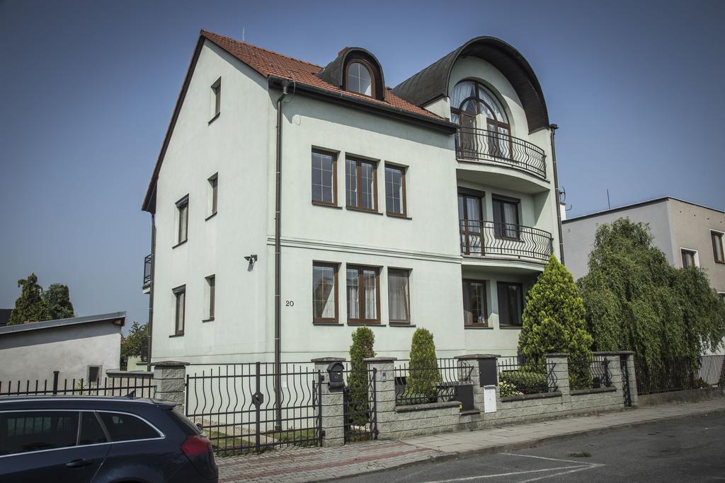 Villa Grande - Apartmany Olmütz Exterior foto